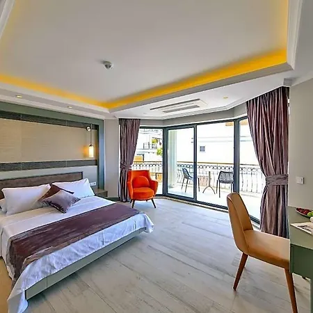 Villa Sleeps 6 Pool Air Con Wifi *