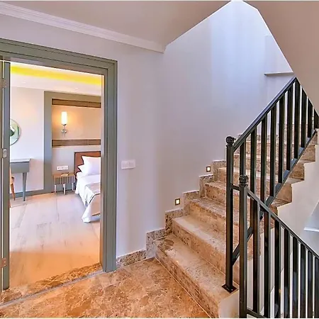 Sleeps 6 Pool Air Con Wifi * Kalkan