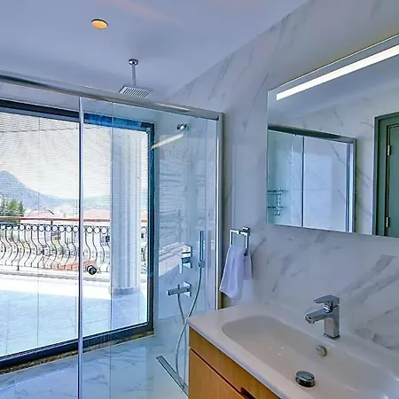 Villa Sleeps 6 Pool Air Con Wifi Kalkan