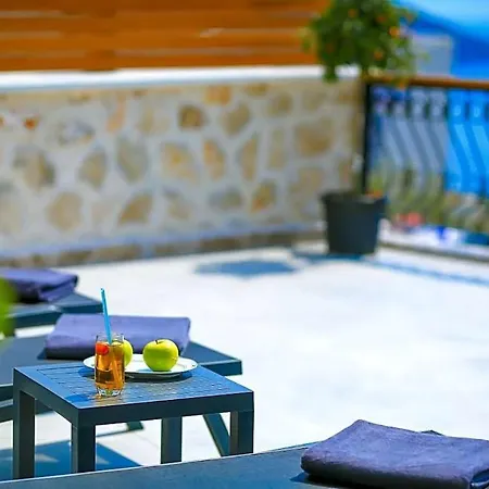 Sleeps 6 Pool Air Con Wifi Kalkan
