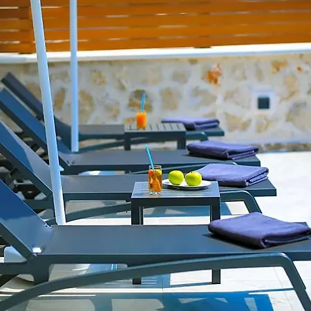 Sleeps 6 Pool Air Con Wifi Kalkan