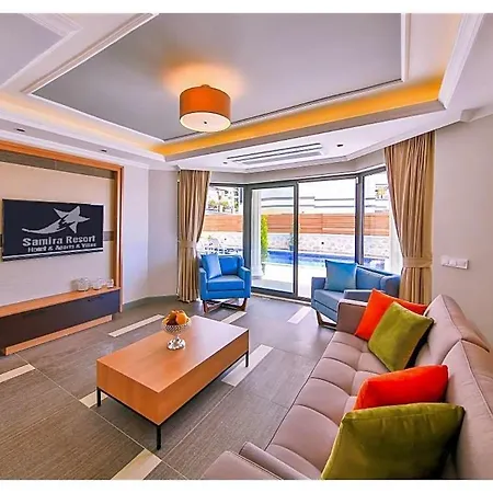 Villa Sleeps 6 Pool Air Con Wifi