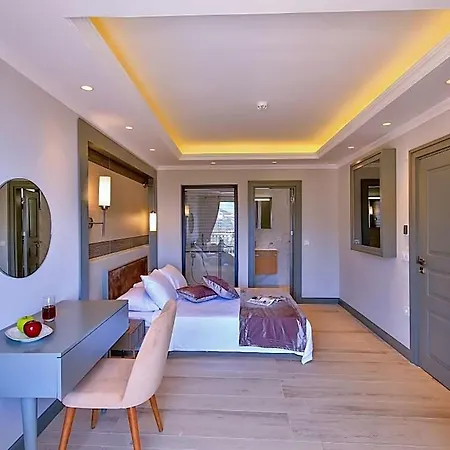 Sleeps 6 Pool Air Con Wifi * Kalkan
