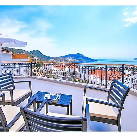 Sleeps 6 Pool Air Con Wifi *